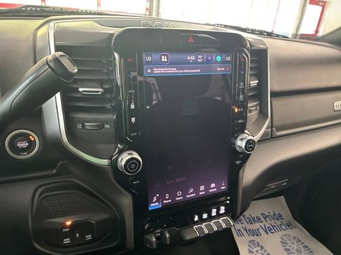 Certified 2025 RAM 2500 Big Horn AWD/4WD image 38