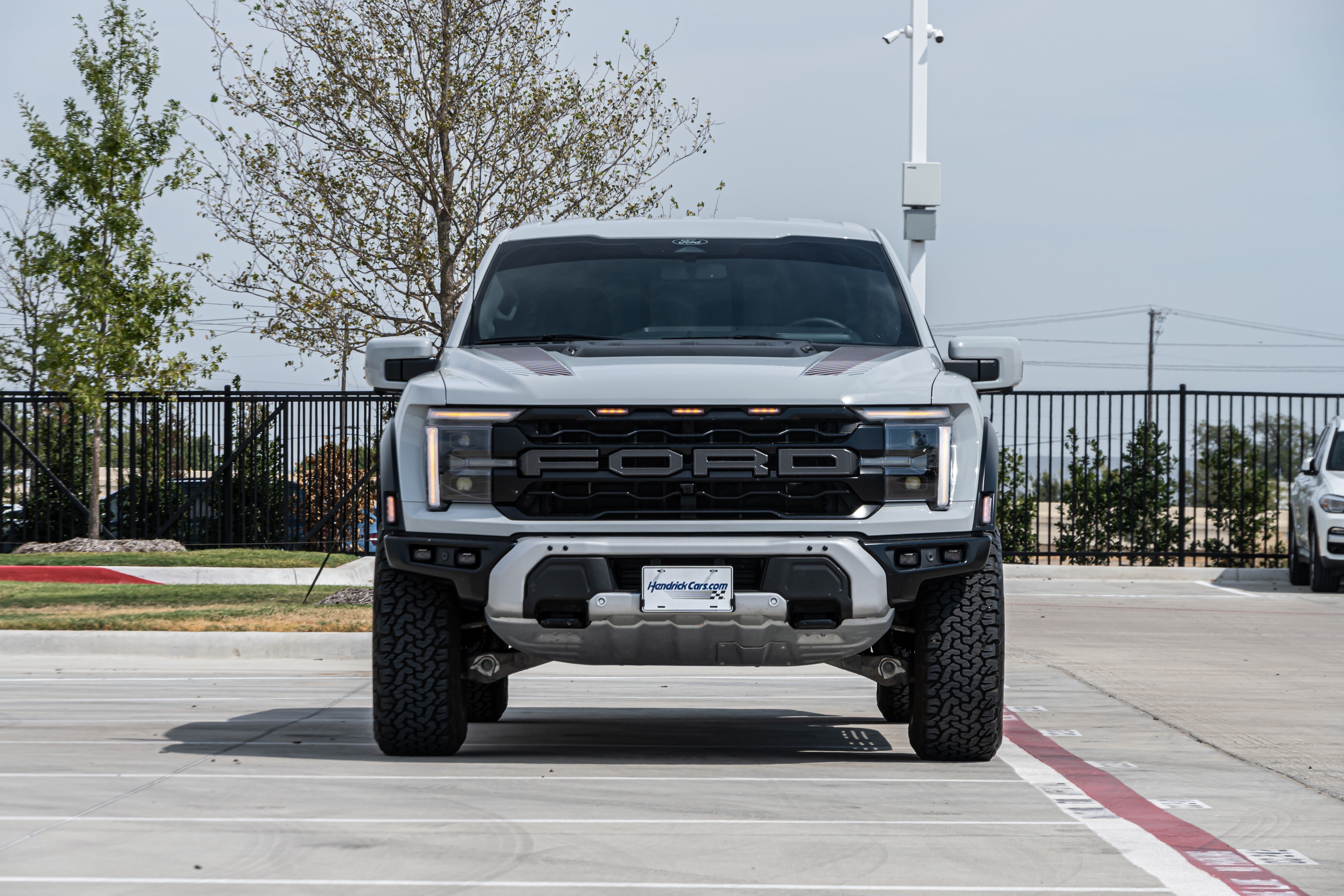 Used 2026 Ford F150 Raptor AWD/4WD image 3