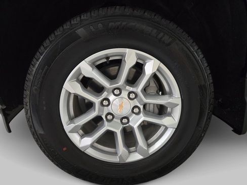 New 2026 Chevrolet Silverado 1500 LT image 33