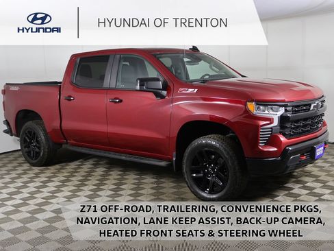 Used 2023 Chevrolet Silverado 1500 LT Trail Boss w/ Protection Package AWD/4WD image 1
