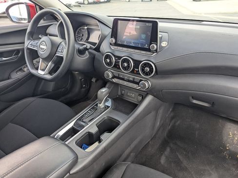 Used 2024 Nissan Sentra SV FWD image 31