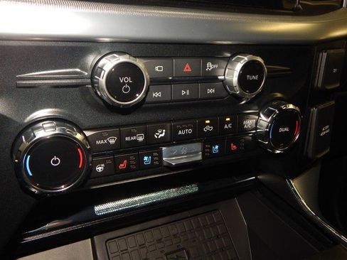 New 2025 Ford F150 Lariat w/ Equipment Group 501A Mid image 24