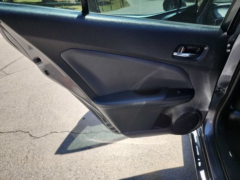Used 2016 Toyota Prius Four Touring FWD image 21
