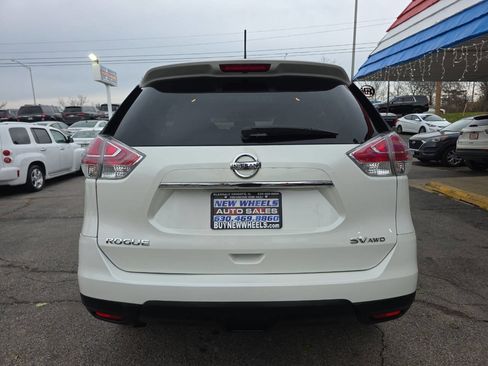 Used 2015 Nissan Rogue SV w/ SV Moonroof Package image 20