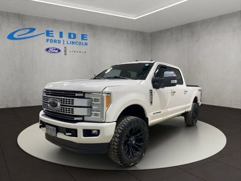 Used 2017 Ford F350 Platinum w/ Platinum Ultimate Package AWD/4WD image 5