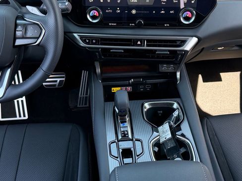 New 2026 Lexus RX 500h F Sport AWD/4WD image 10