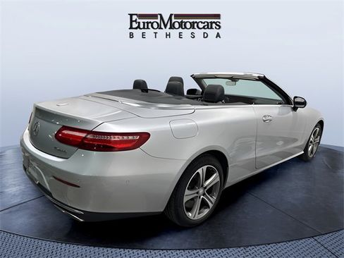 Used 2018 Mercedes-Benz E 400 4MATIC Cabriolet image 5