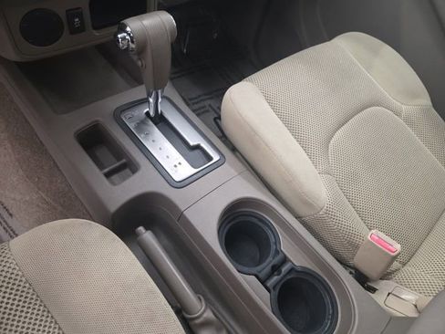 Used 2012 Nissan Frontier SV image 49