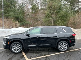 Used 2025 Buick Enclave Preferred video 2