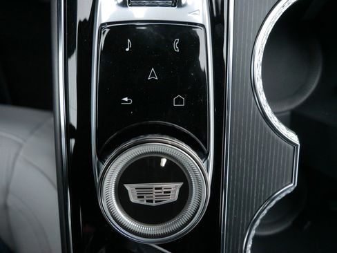 New 2026 Cadillac Lyriq Luxury image 25