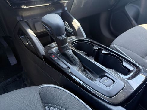 Used 2025 Chevrolet TrailBlazer LT FWD image 39