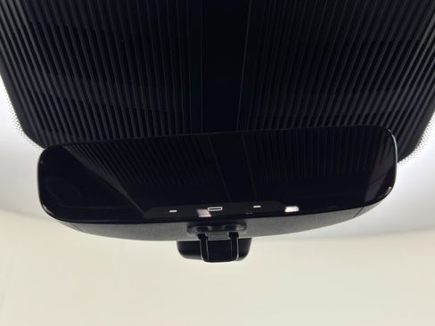 Used 2023 Fisker Ocean Ultra image 29