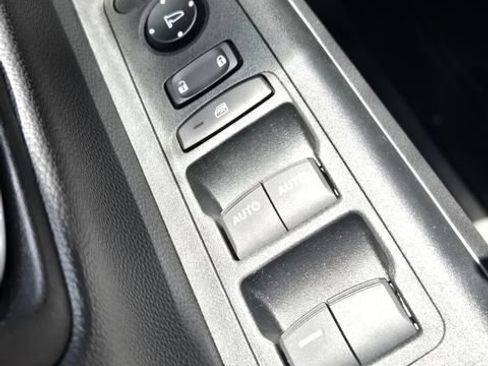 Used 2025 Honda CR-V Sport image 28