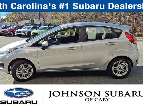 Used 2018 Ford Fiesta SE image 5