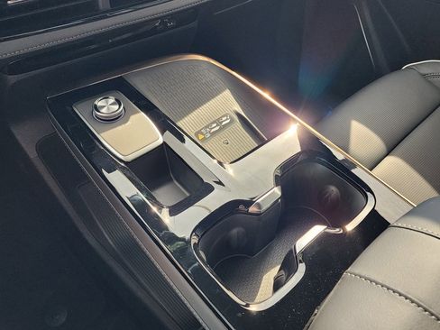 New 2026 Buick Enclave Avenir w/ Super Cruise Package image 33