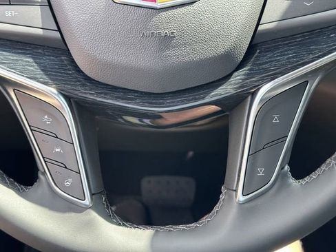 New 2025 Cadillac XT5 Premium Luxury image 17