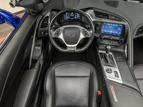 Used 2017 Chevrolet Corvette Z06 RWD image 9