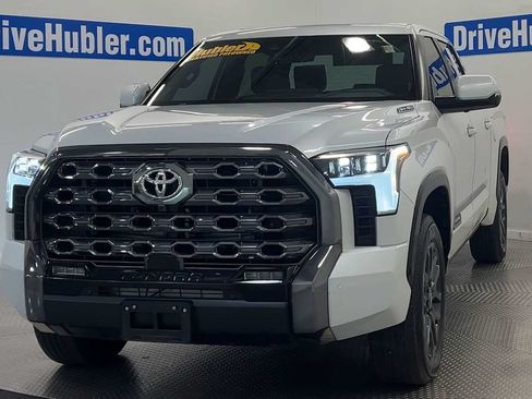 Used 2025 Toyota Tundra Platinum AWD/4WD image 3