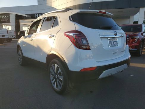 Used 2022 Buick Encore Preferred w/ Safety Package image 3