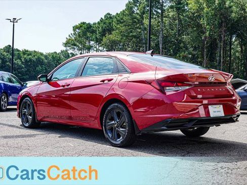 Used 2022 Hyundai Elantra SEL FWD image 13