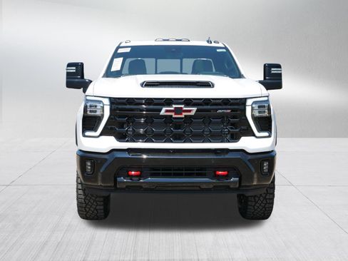 New 2026 Chevrolet Silverado 2500 ZR2 w/ LPO, Dark Essentials Package AWD/4WD image 8