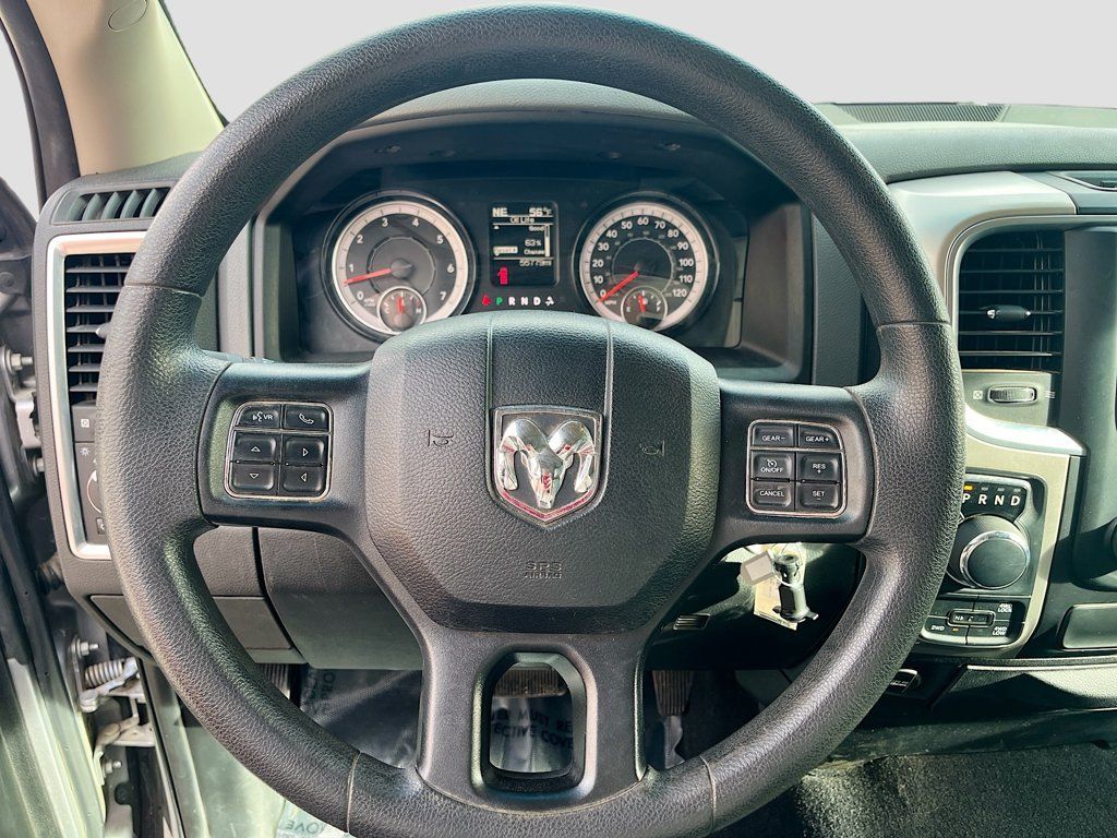 Used 2020 RAM 1500 Classic SLT AWD/4WD image 11
