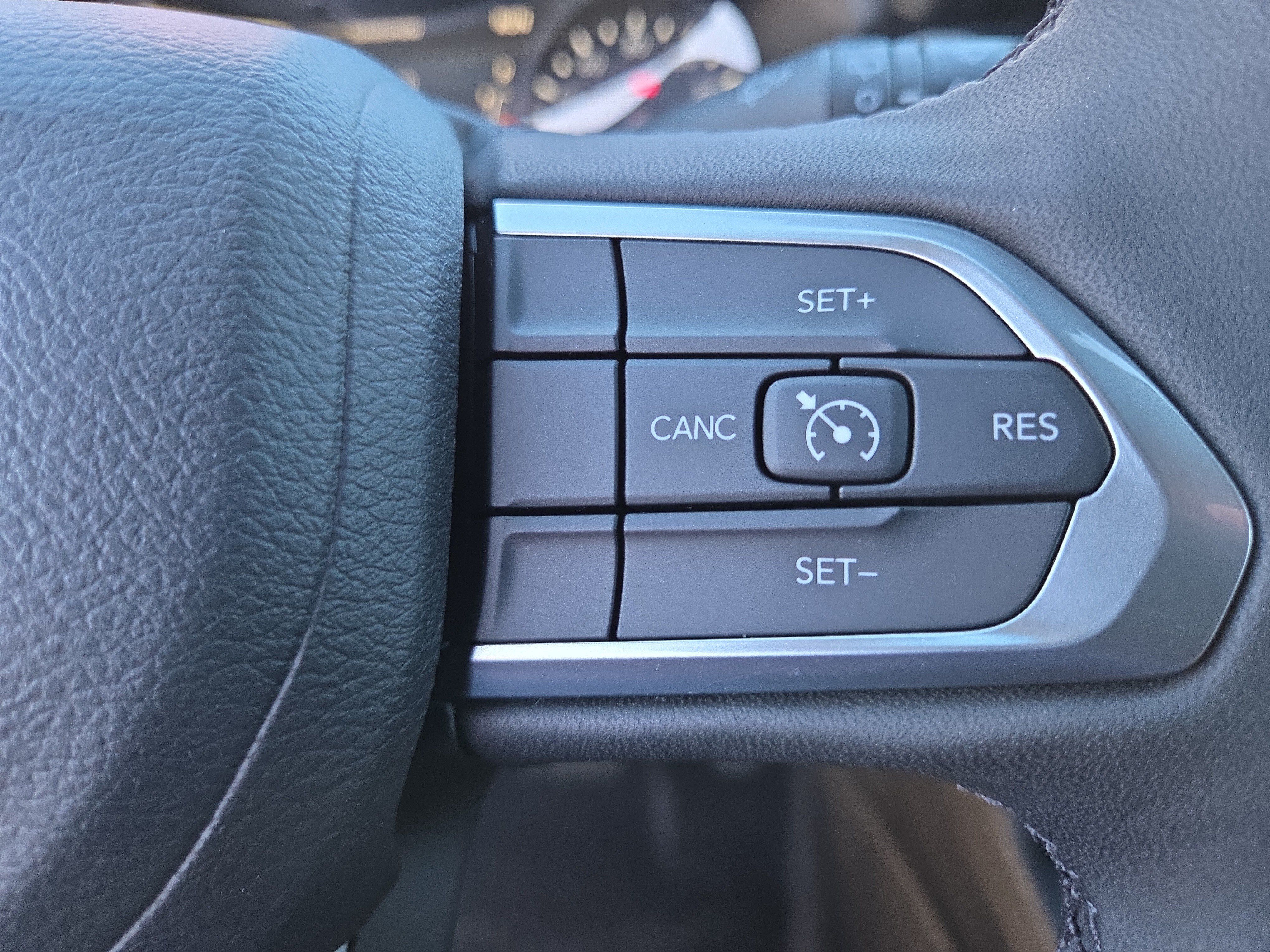 Certified 2024 Jeep Compass Latitude AWD/4WD image 29