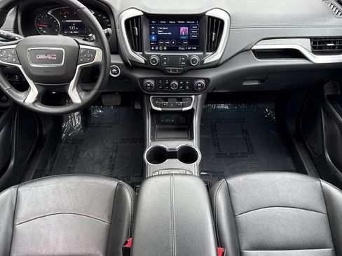 Used 2024 GMC Terrain SLT AWD/4WD image 13