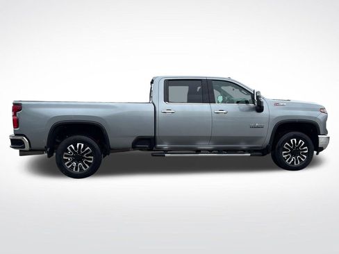Used 2024 Chevrolet Silverado 3500 LTZ w/ LTZ Premium Texas Edition AWD/4WD image 8