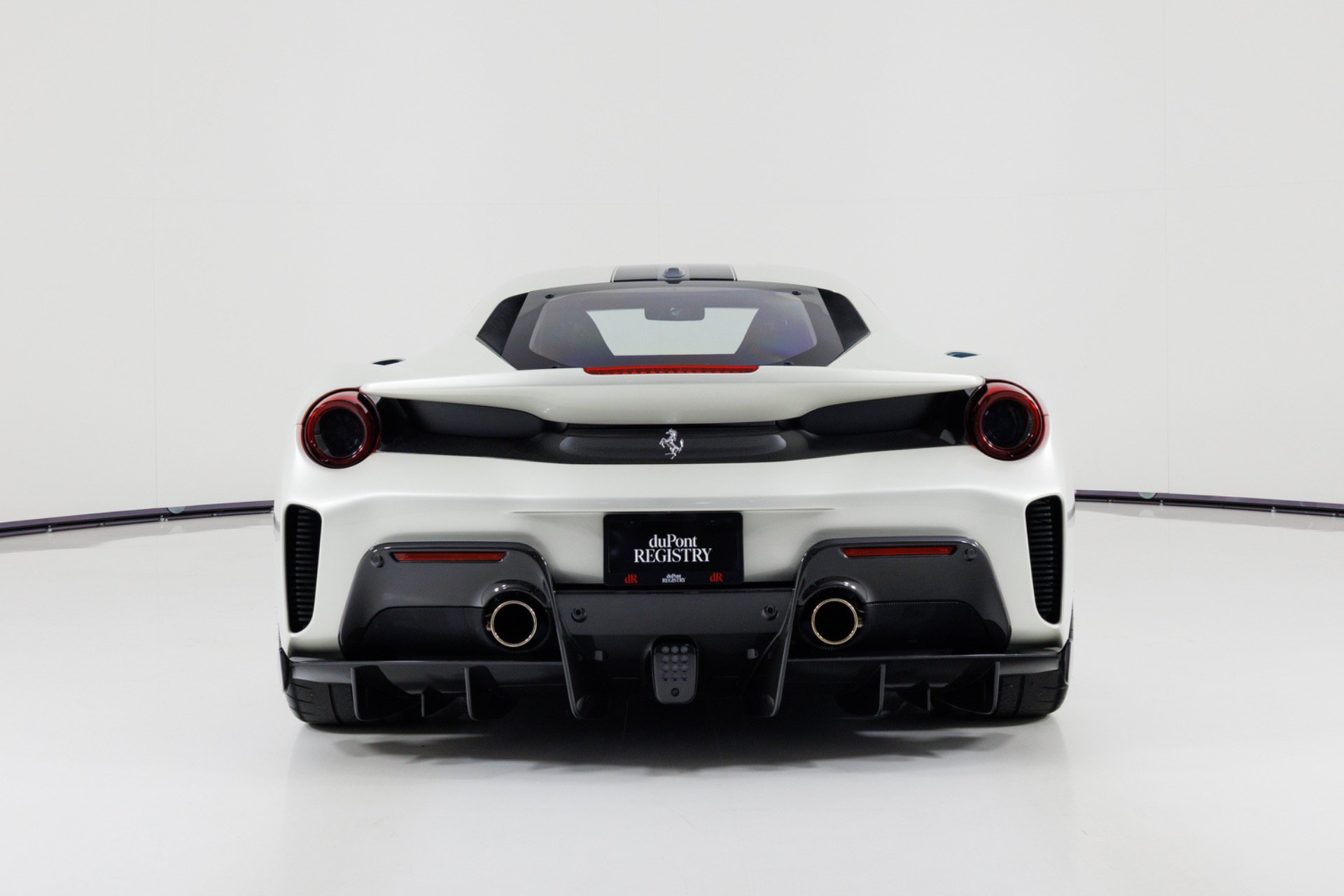 Used 2020 Ferrari 488 Pista Coupe RWD image 4