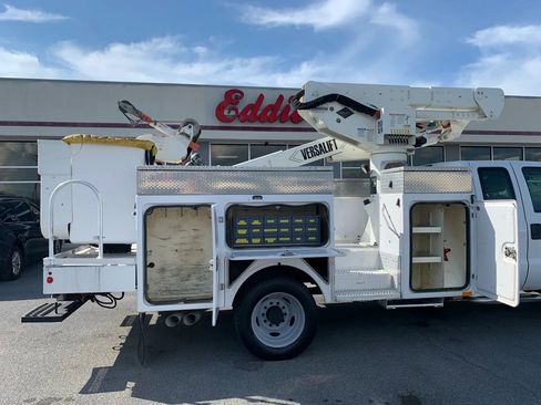 Used 2016 Ford F550 4x4 SuperCab Super Duty image 34