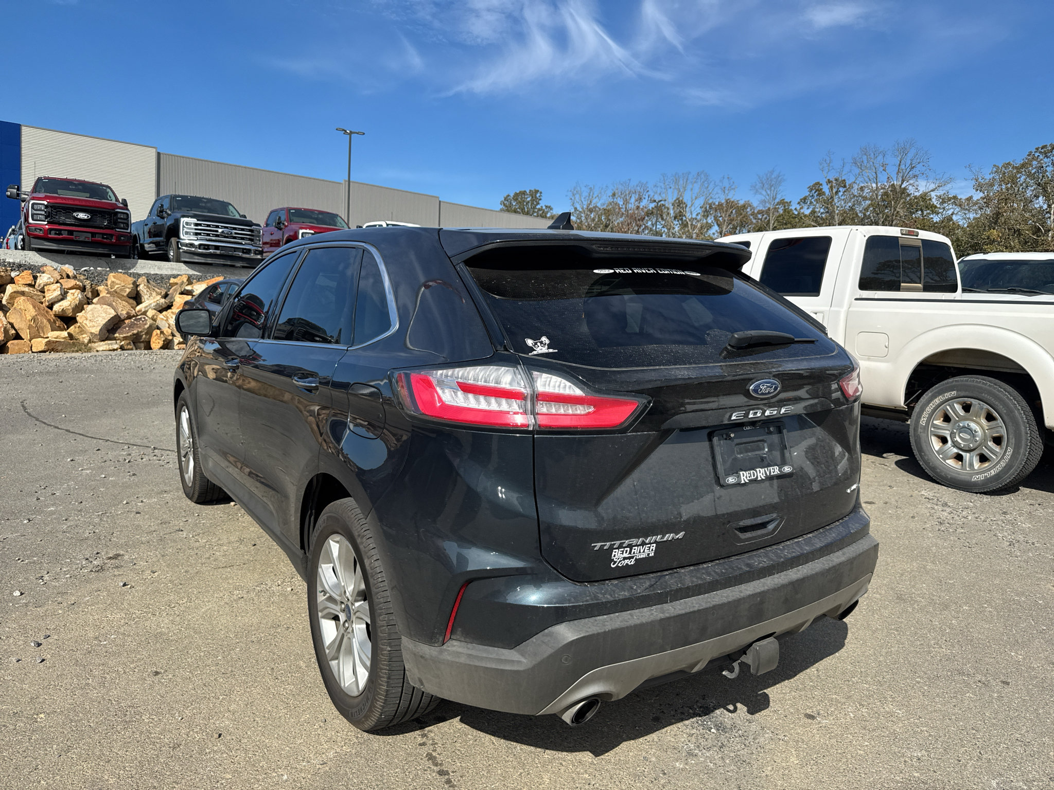 Used 2022 Ford Edge Titanium w/ Class II Trailer Tow Package AWD/4WD image 5