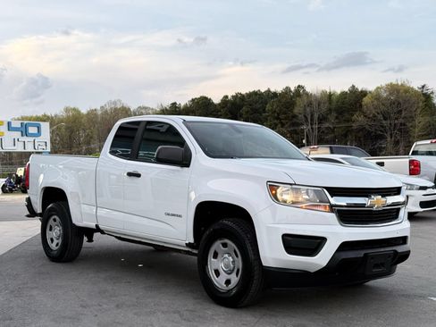 Used 2017 Chevrolet Colorado W/T w/ WT Convenience Package RWD image 8