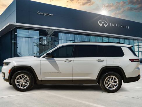 Used 2025 Jeep Grand Cherokee L Laredo RWD image 7