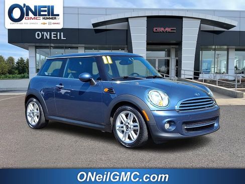 Used 2011 MINI Cooper Hardtop FWD image 1