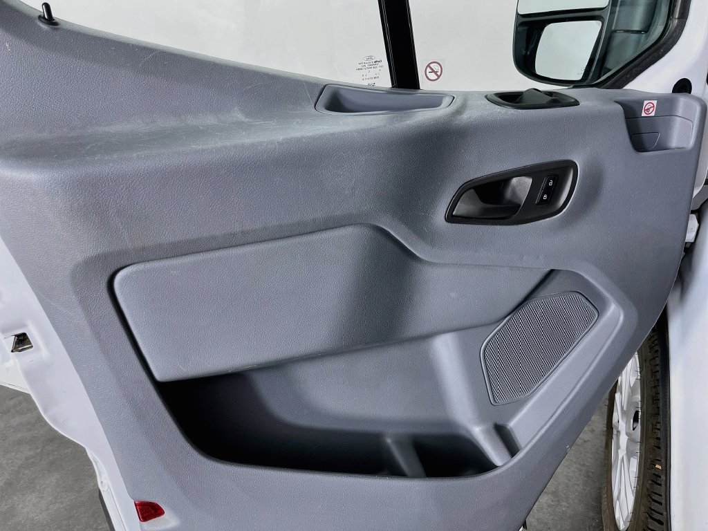 Used 2019 Ford Transit 250 130 Low Roof w/ Exterior Upgrade Package RWD image 23