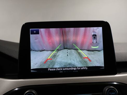 Used 2022 Ford Escape SE image 26