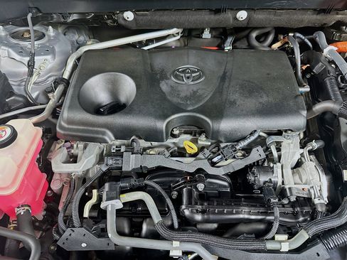 Used 2019 Toyota RAV4 Limited image 36