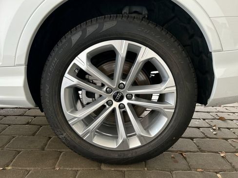 Used 2025 Audi Q7 3.0T Premium Plus AWD/4WD image 41