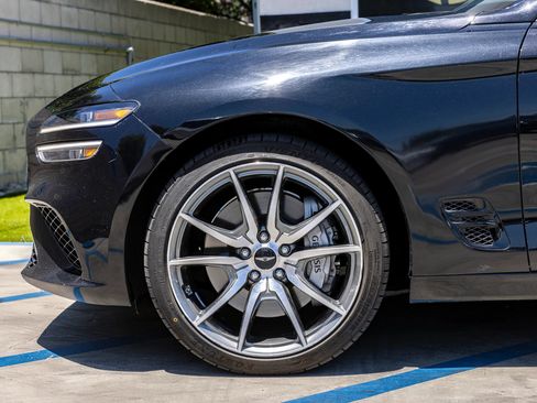 Used 2025 Genesis G70 2.5T RWD image 41