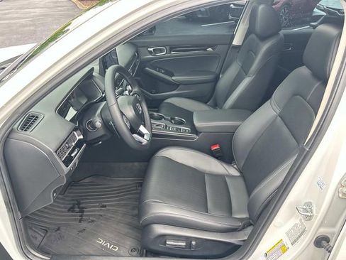 Used 2024 Honda Civic Touring image 19
