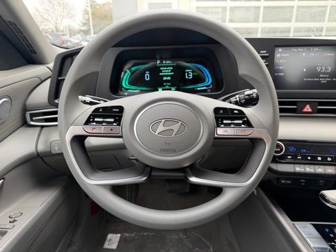 New 2026 Hyundai Elantra Hybrid FWD image 13