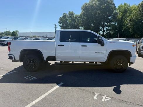 Used 2021 Chevrolet Silverado 2500 LTZ w/ LTZ Plus Package AWD/4WD image 13