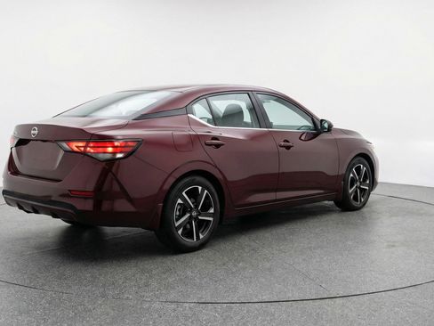 Used 2025 Nissan Sentra SV FWD image 9
