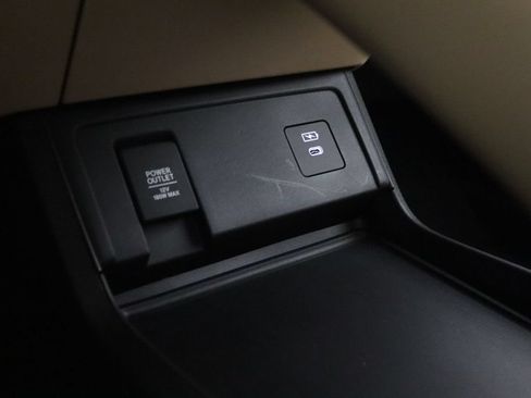 Used 2024 Acura RDX SH-AWD image 23