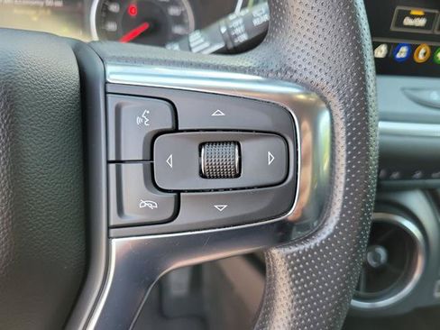 Used 2025 Chevrolet Blazer LT AWD/4WD image 18