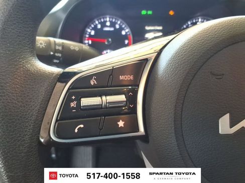 Used 2024 Kia Forte LXS FWD image 17