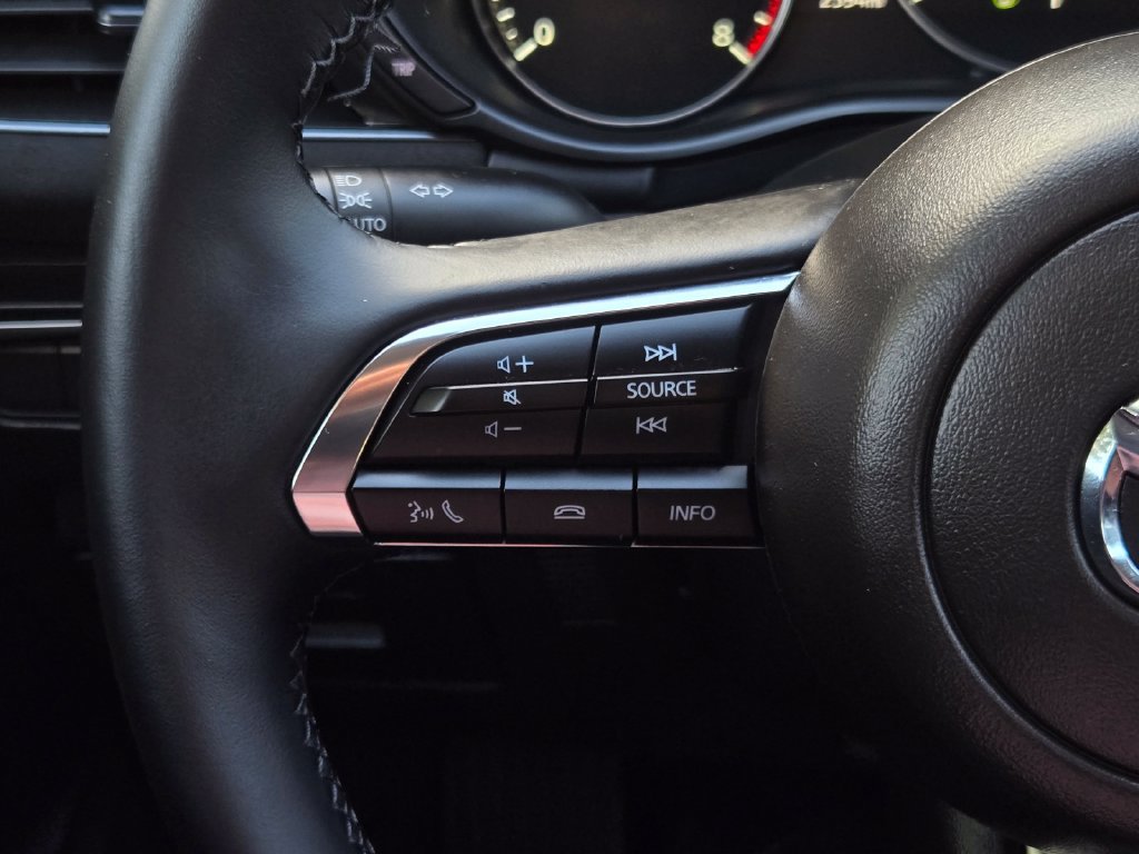 Certified 2025 MAZDA MAZDA3 s AWD/4WD image 22
