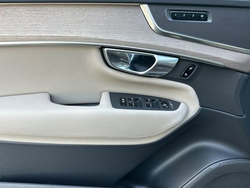 Certified 2026 Volvo XC90 B5 Core AWD/4WD image 12