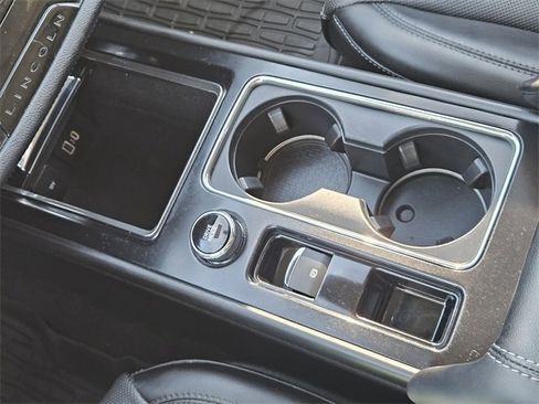 Certified 2022 Lincoln Corsair FWD w/ Premium Package image 20